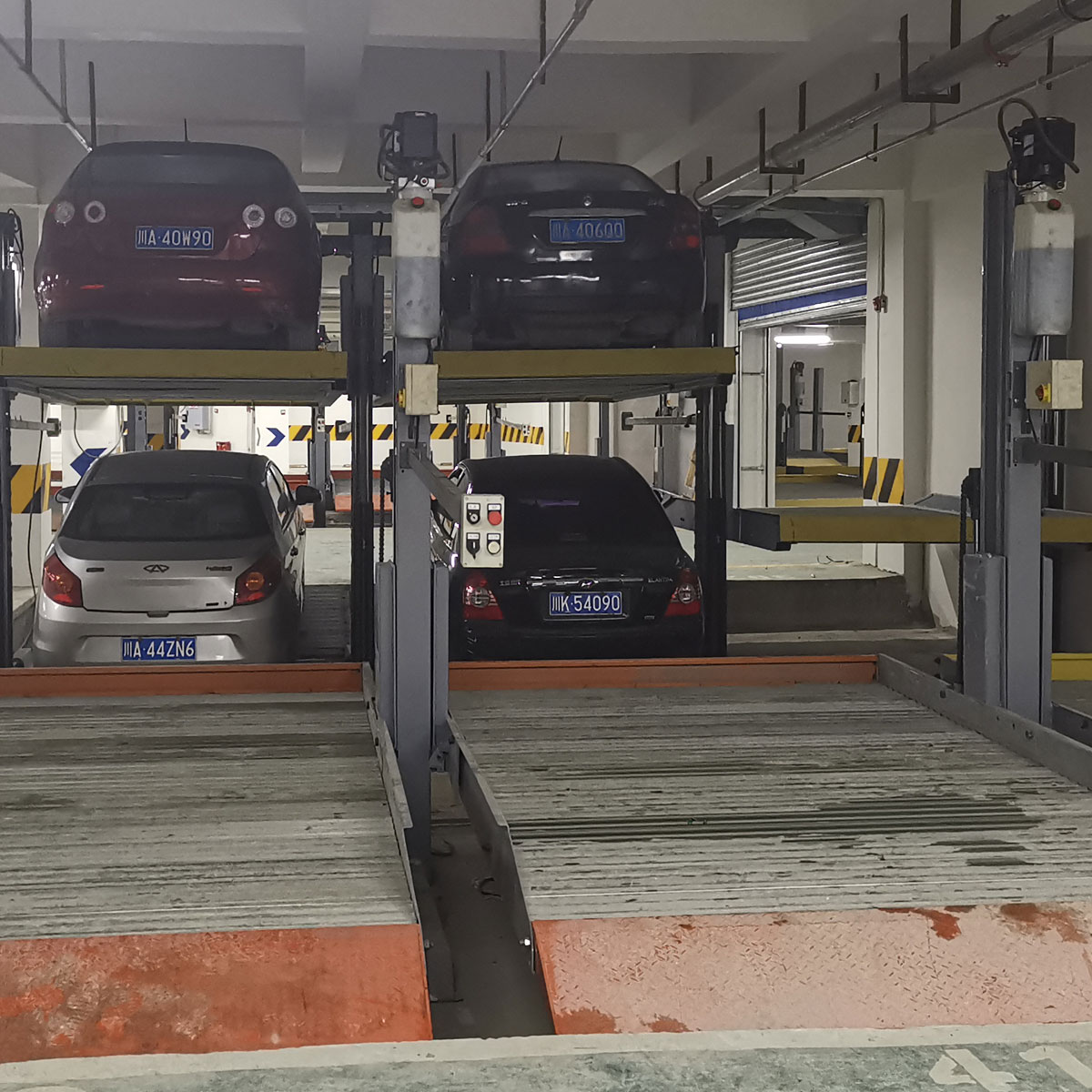 四柱機(jī)械停車(chē)過(guò)驗(yàn)收