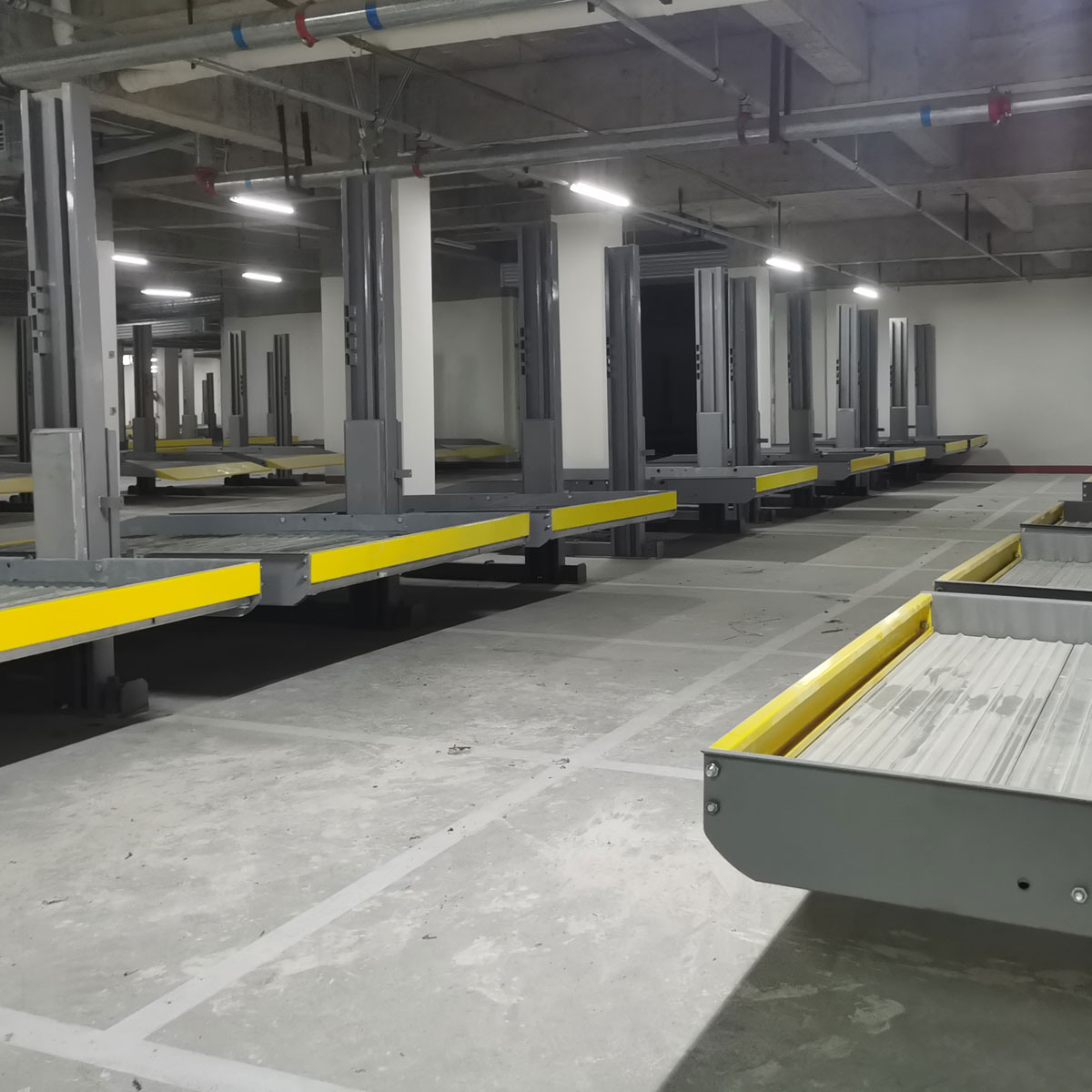 立體停車(chē)設(shè)備領(lǐng)域入口設(shè)備的控制