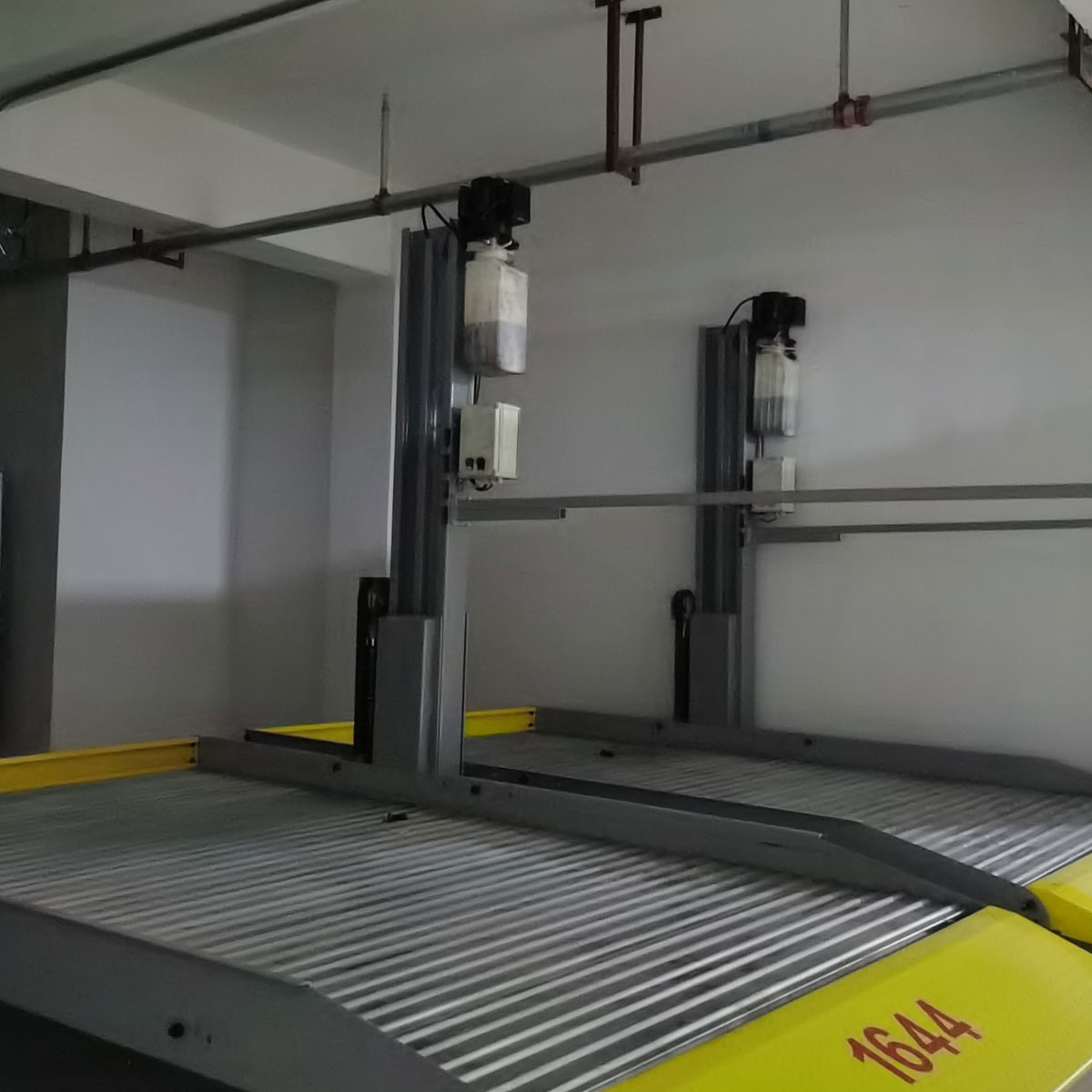 立體停車(chē)主結(jié)構(gòu)為型鋼材